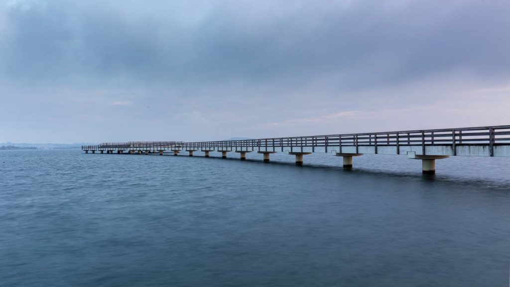 Seebrücke Braunsbedra im Winter