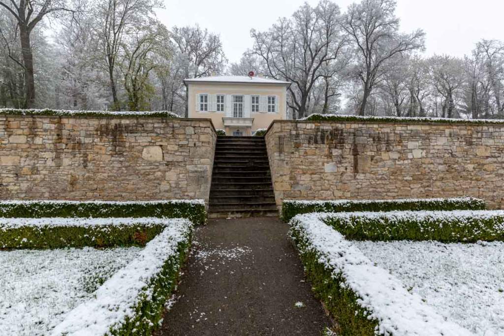 Barockgarten in Mรผcheln bei Schnee