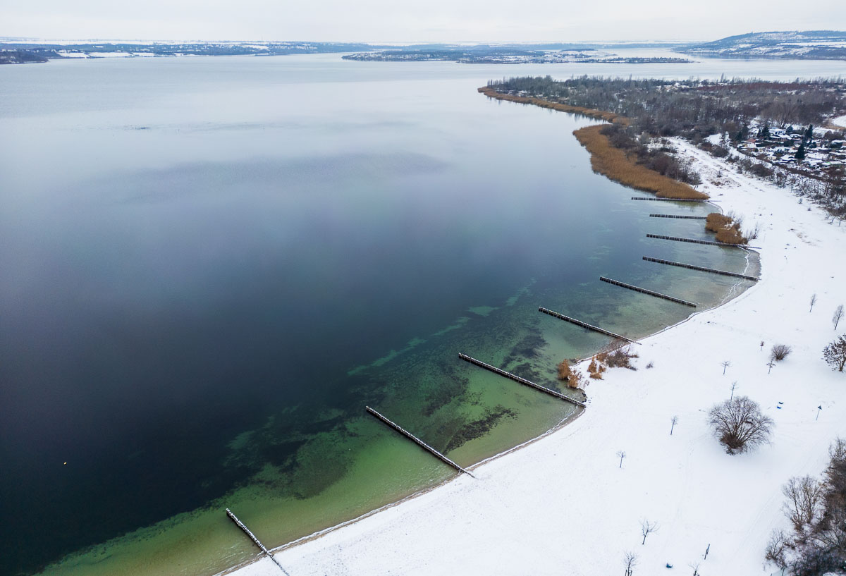 Luftaufnahme vom Strand in Frankleben am Geiseltalsee - Winter 2026