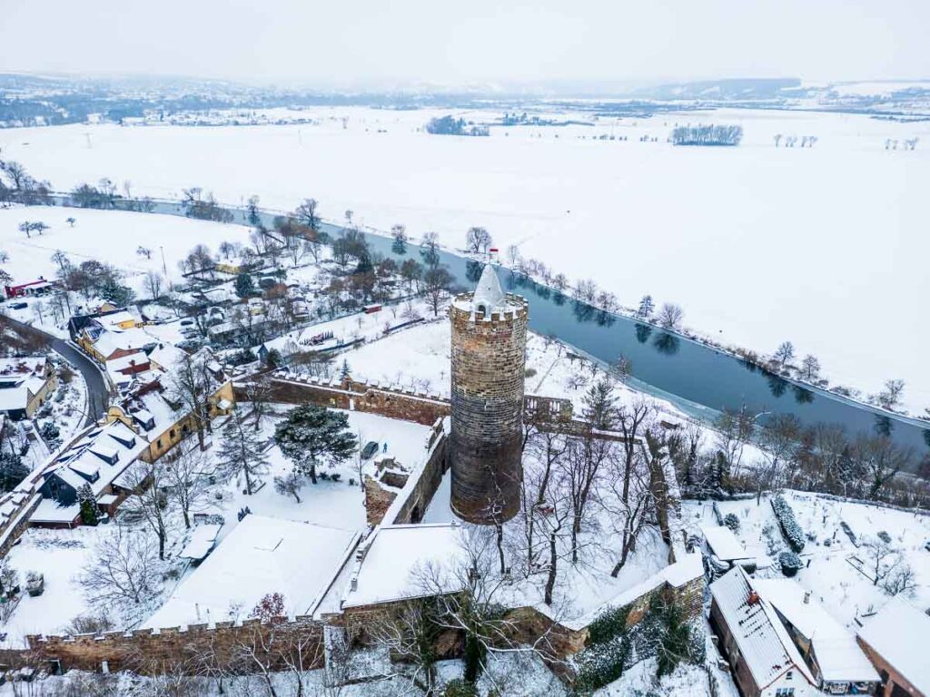 Burg Schoenburg Saale Winter 2026